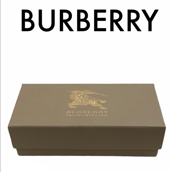 Burberry Accessories - BURBERRY ACCESSORIES BOX